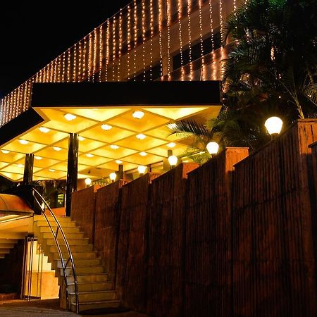 Hotel Heritage Embassy Raipur  ภายนอก รูปภาพ